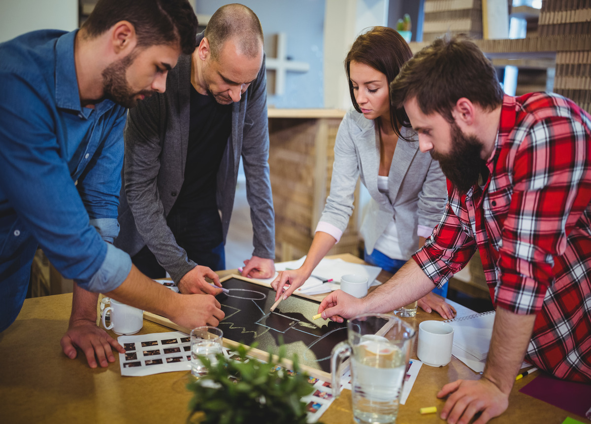 MVP development process and startup strategy